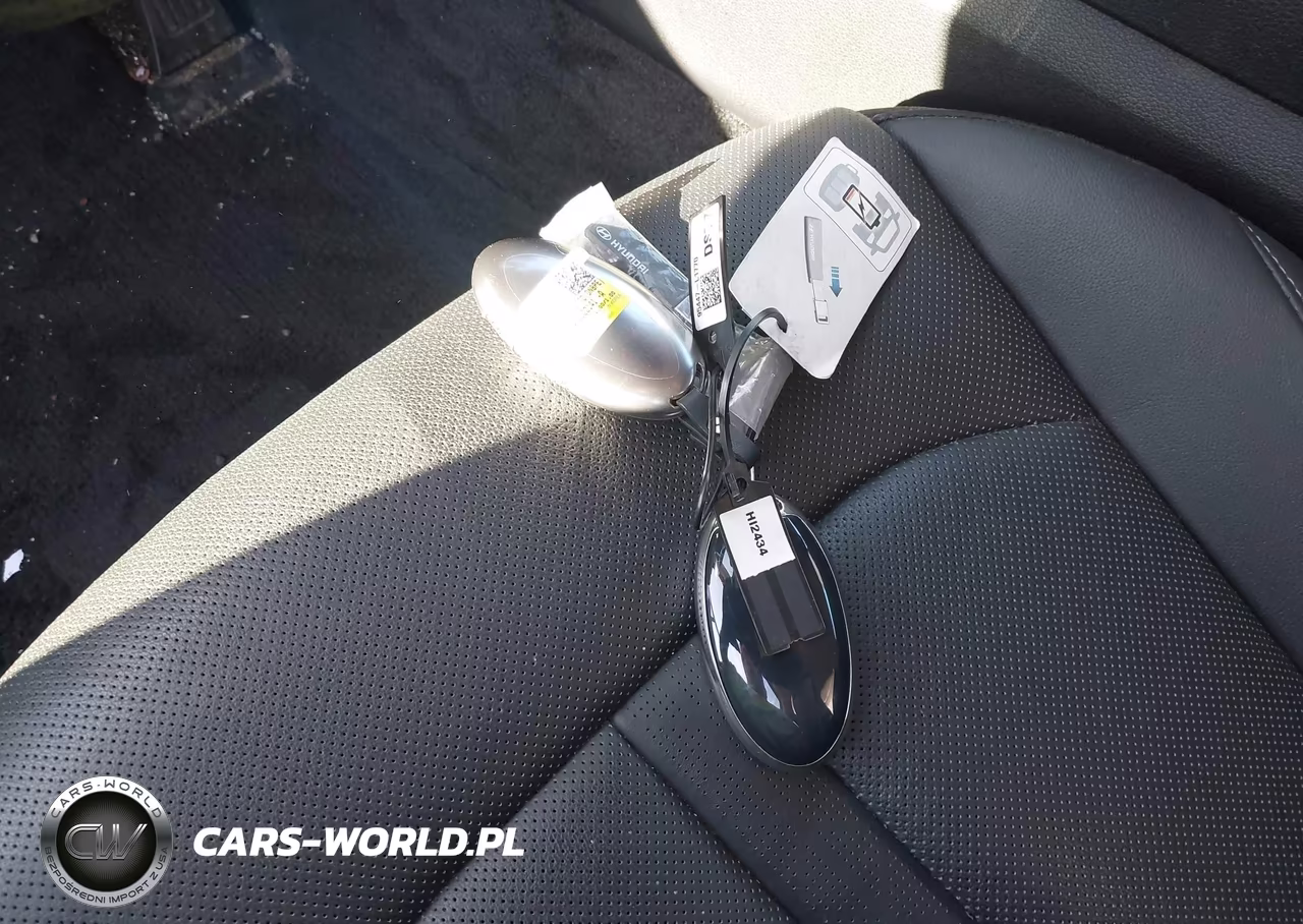 2024 Hyundai Sonata Hybrid Limited VIN:KMHL54JJ4RA090575 - 11