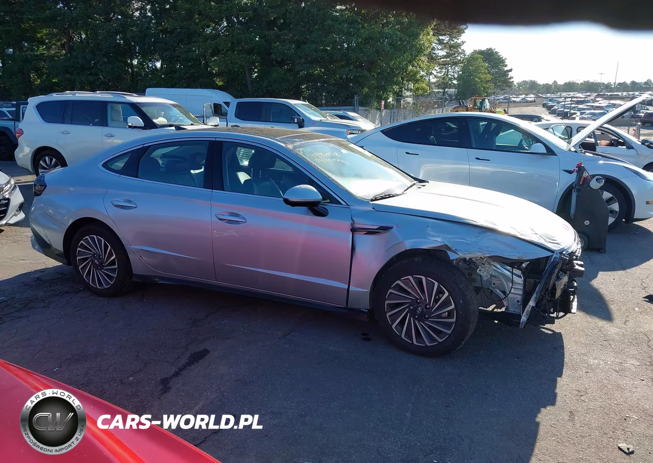 2024 Hyundai Sonata Hybrid Limited VIN:KMHL54JJ4RA090575 - 13