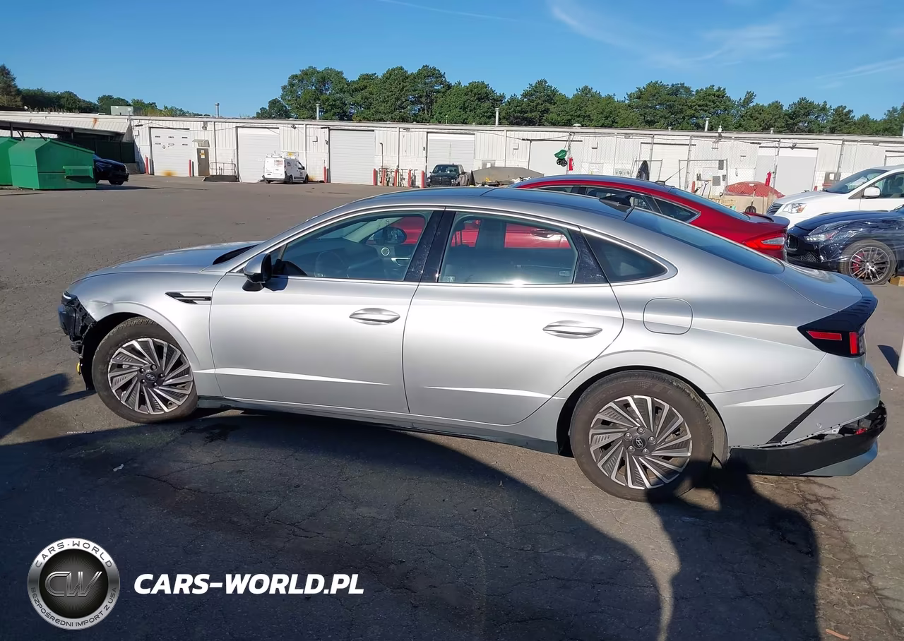 2024 Hyundai Sonata Hybrid Limited VIN:KMHL54JJ4RA090575 - 14
