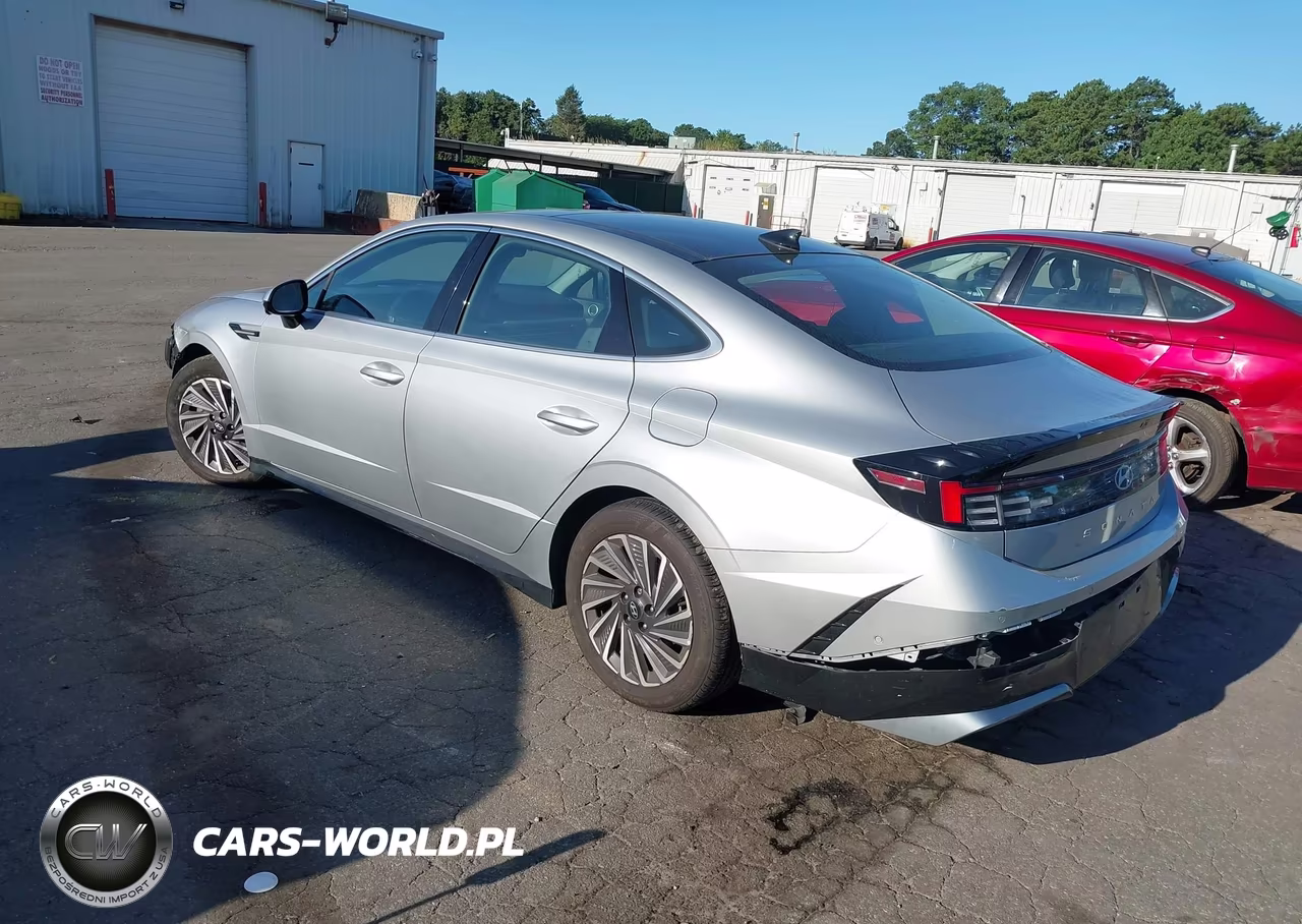 2024 Hyundai Sonata Hybrid Limited VIN:KMHL54JJ4RA090575 - 3