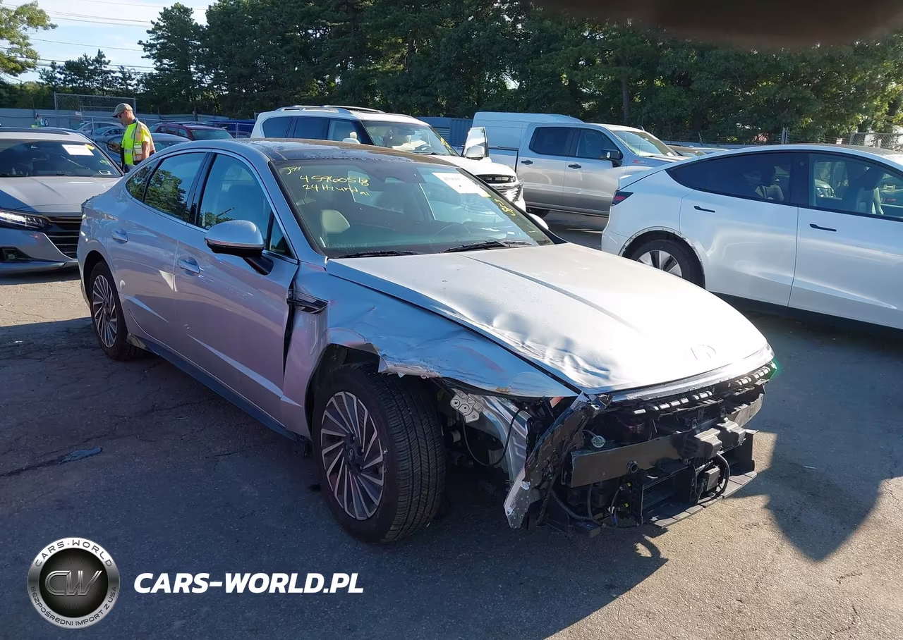 2024 Hyundai Sonata Hybrid Limited VIN:KMHL54JJ4RA090575 - 6