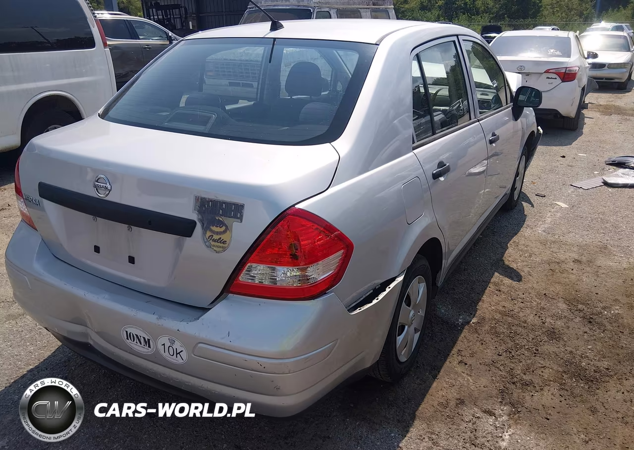 2010 Nissan Versa 1.6 VIN:3N1CC1AP2AL434207 - 4