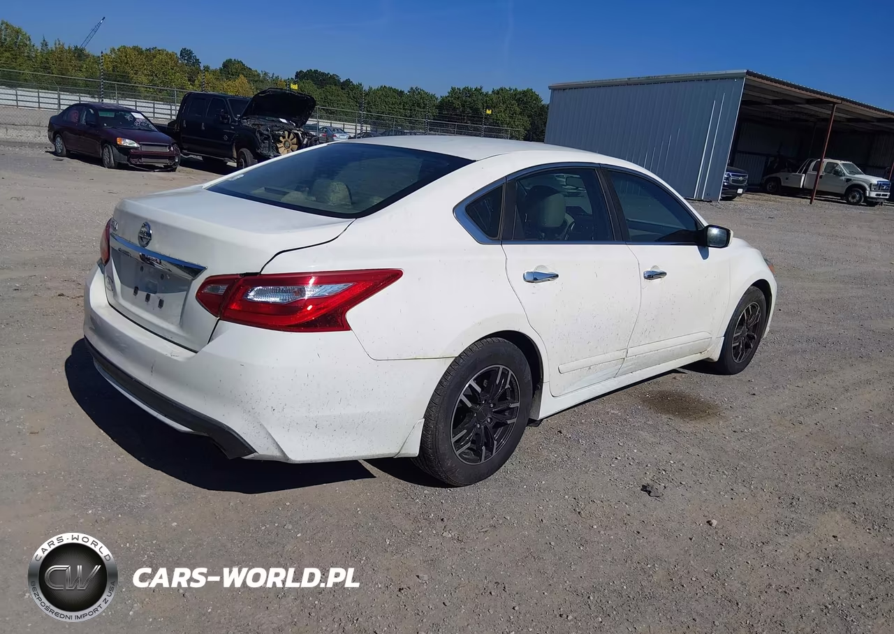 2016 Nissan Altima 2.5 S VIN:1N4AL3AP2GC110510 - 4