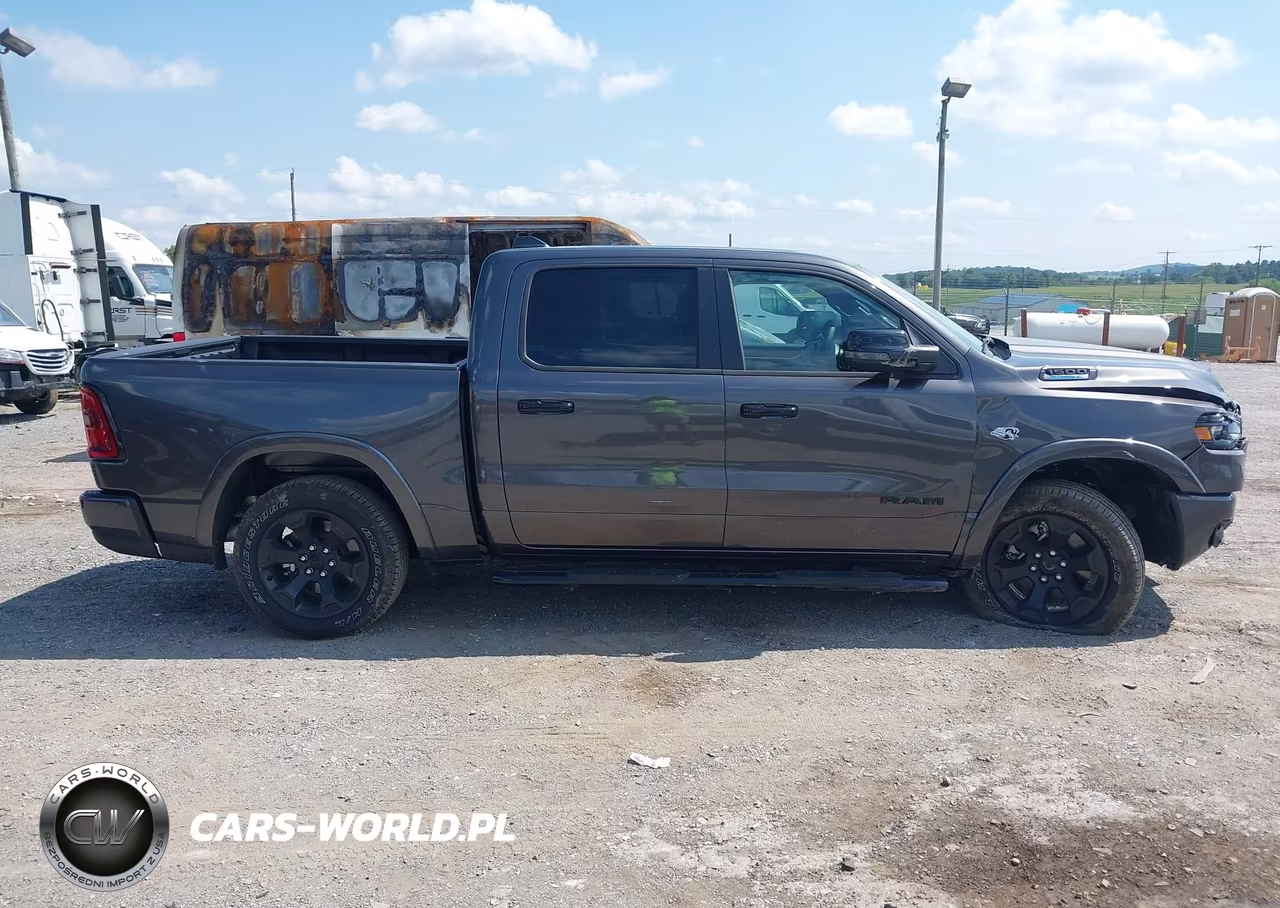 2026 Ram 1500 Big Horn 4X4 5'7 Box VIN:1C6SRFFT0TN319674 - 13