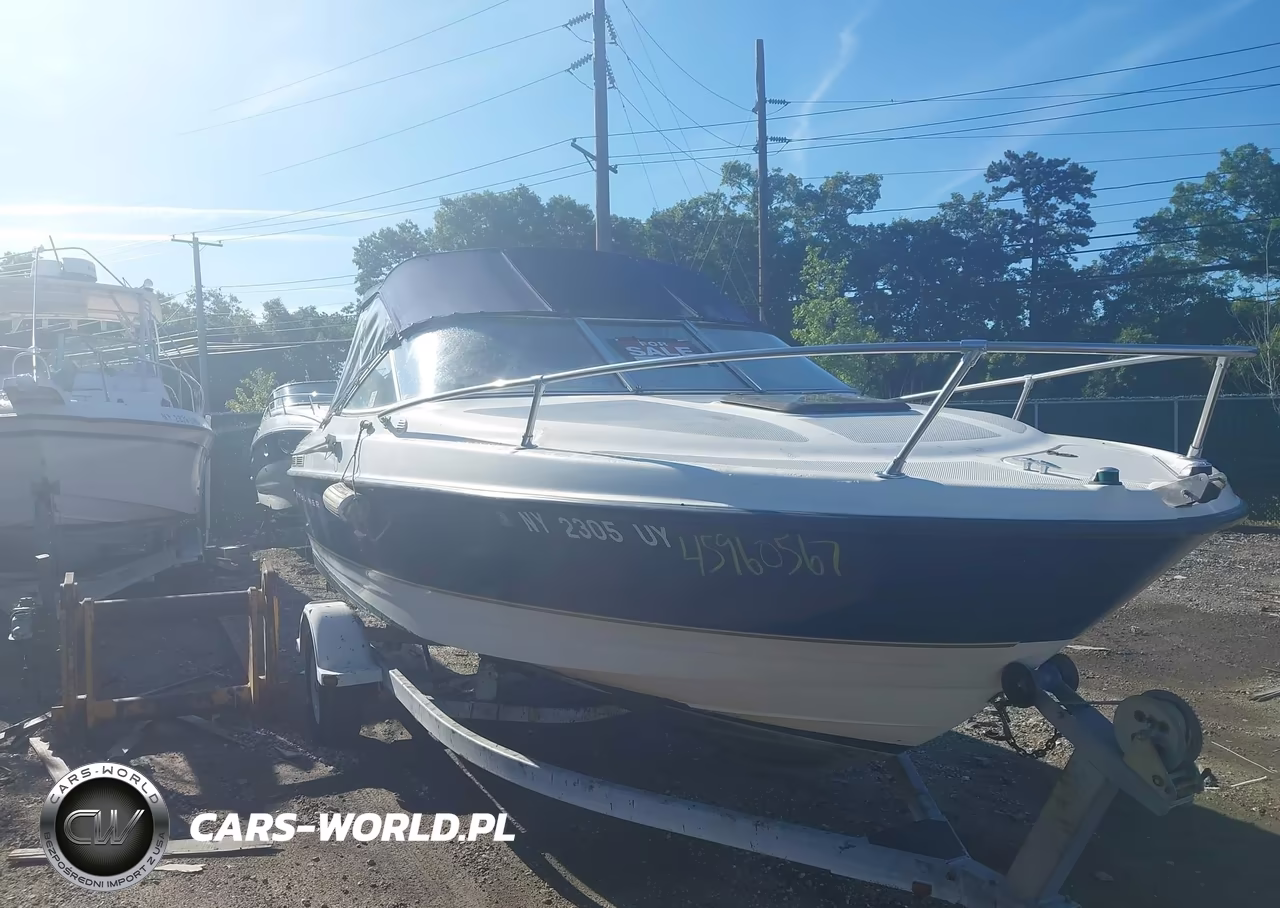 2003 Bayliner Cuddy Cabin VIN:USHA36CYF203 - 2