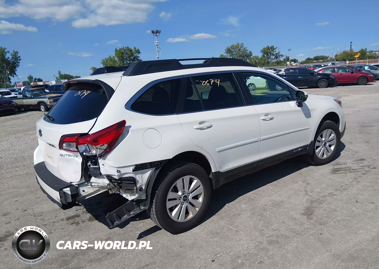 2016 Subaru Outback 2.5I Premium VIN:4S4BSBHC1G3219194 - 4