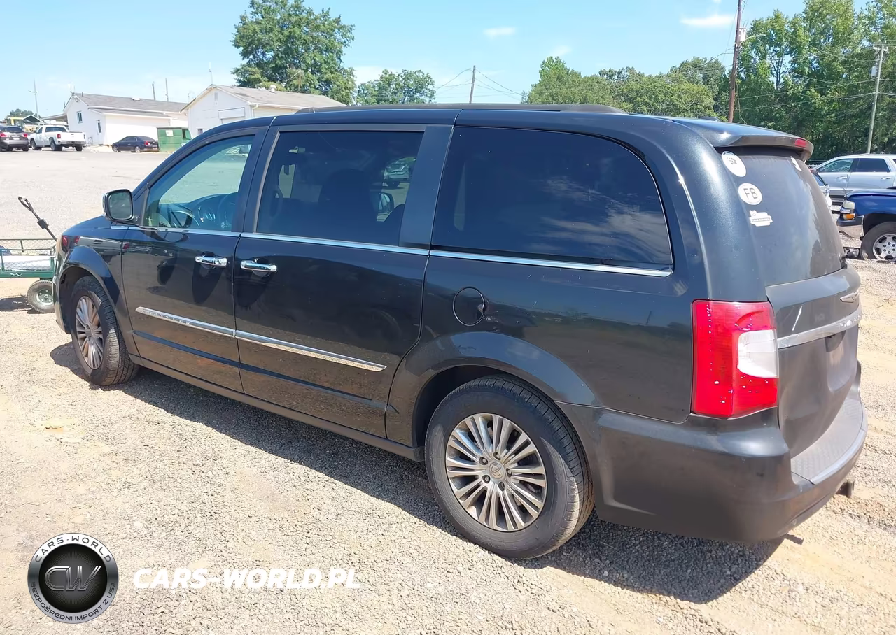 2012 Chrysler Town & Country Touring-L VIN:2C4RC1CG3CR267382 - 3