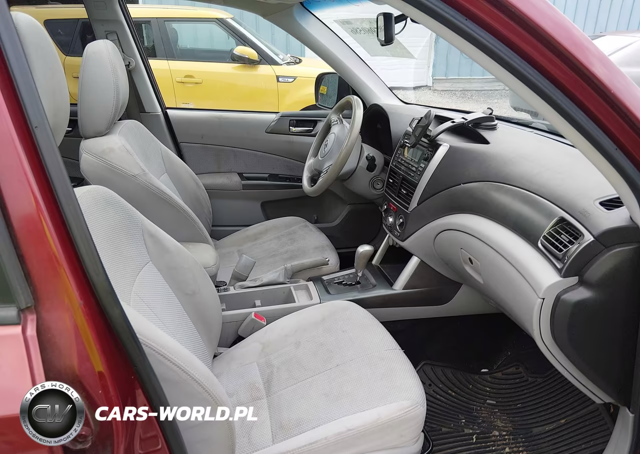 2011 Subaru Forester 2.5X Premium VIN:JF2SHBDC1BH776824 - 5