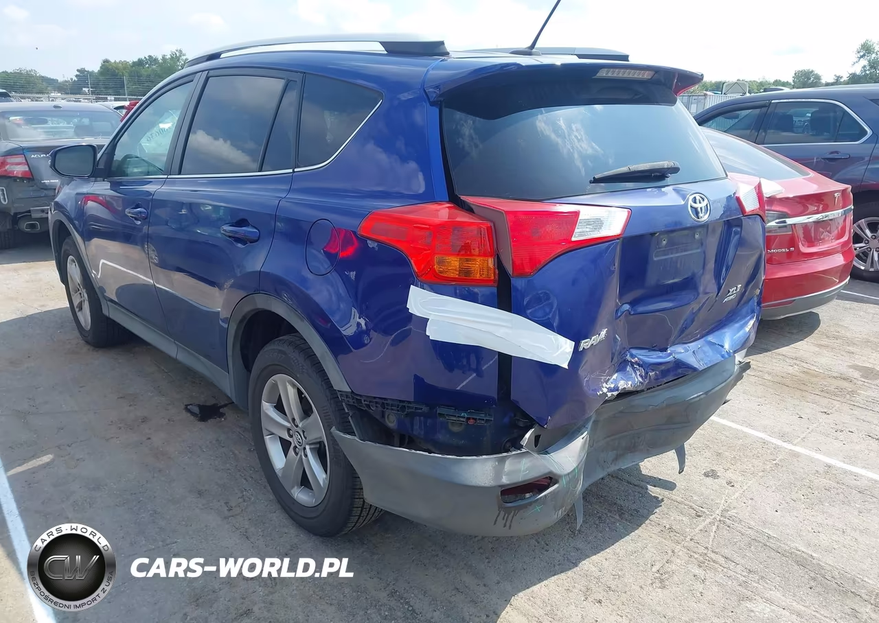 2015 Toyota Rav4 Xle VIN:2T3RFREVXFW242930 - 3