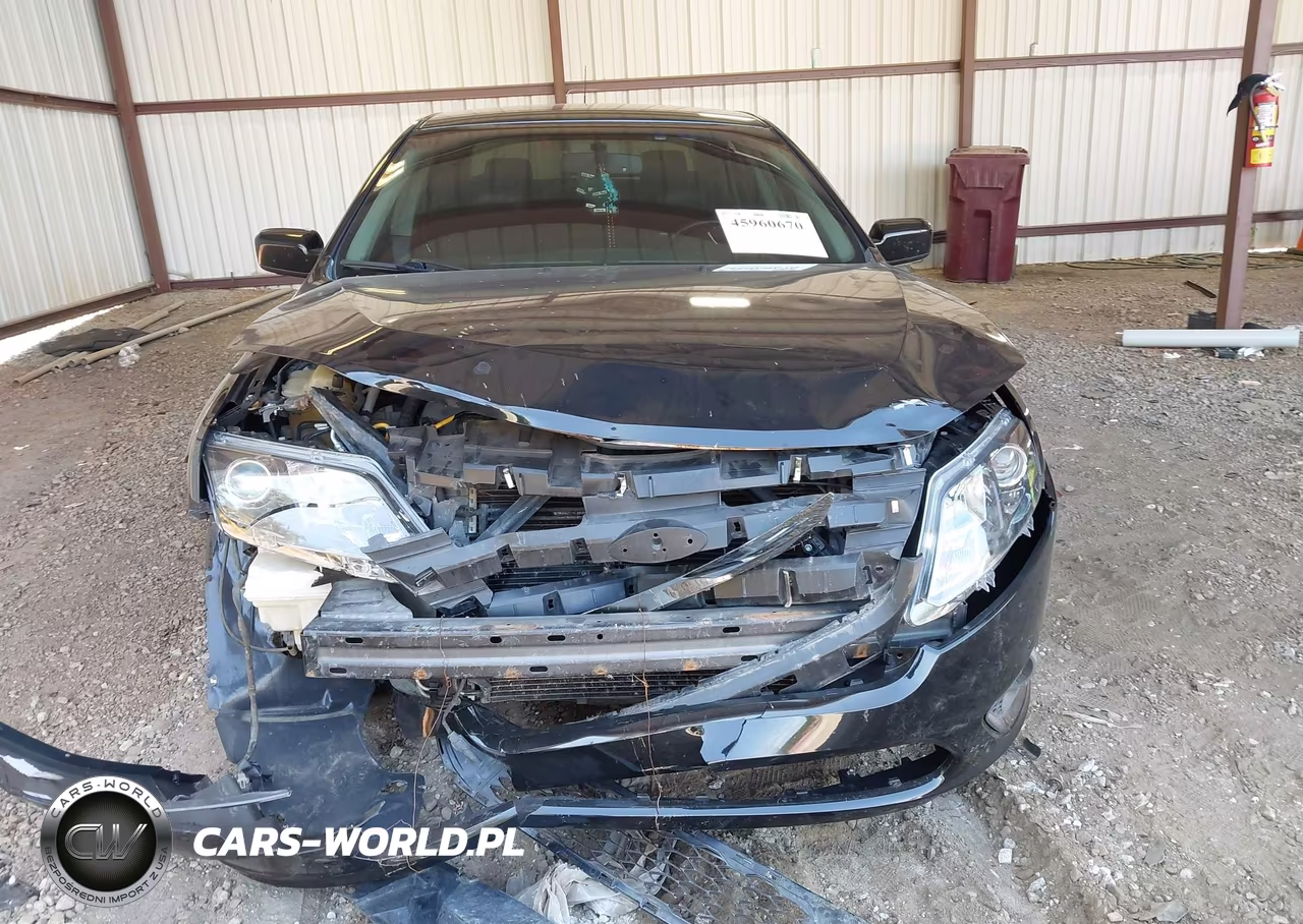 2012 Ford Fusion Sport VIN:3FAHP0KC1CR173915 - 12