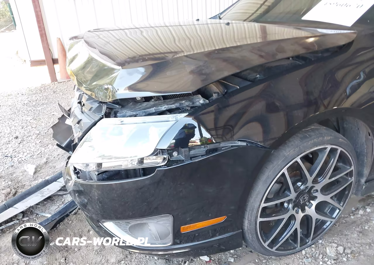 2012 Ford Fusion Sport VIN:3FAHP0KC1CR173915 - 6