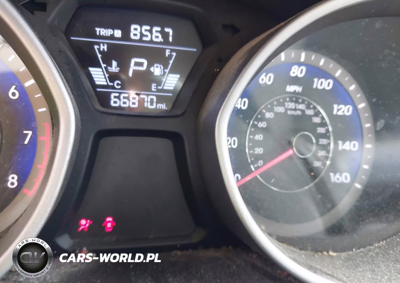 2016 Hyundai Elantra Value Edition VIN:KMHDH4AEXGU501844 - 15