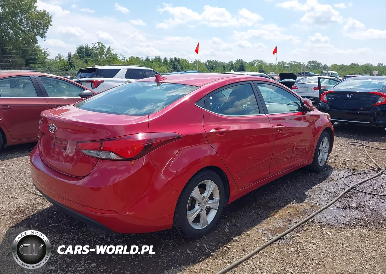 2016 Hyundai Elantra Value Edition VIN:KMHDH4AEXGU501844 - 4