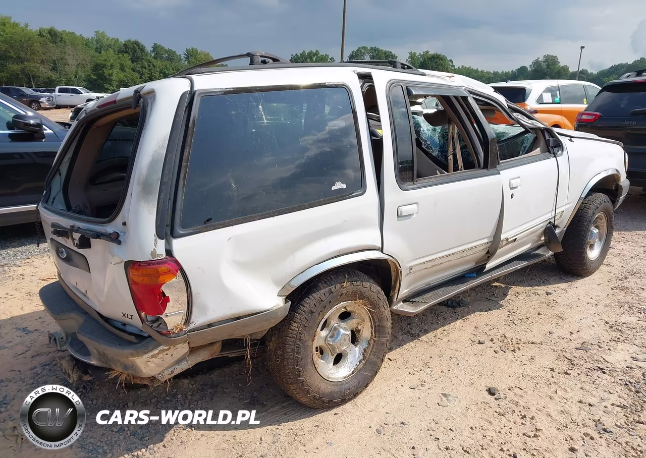 2001 Ford Explorer Xlt VIN:1FMZU73E11ZA55786 - 4