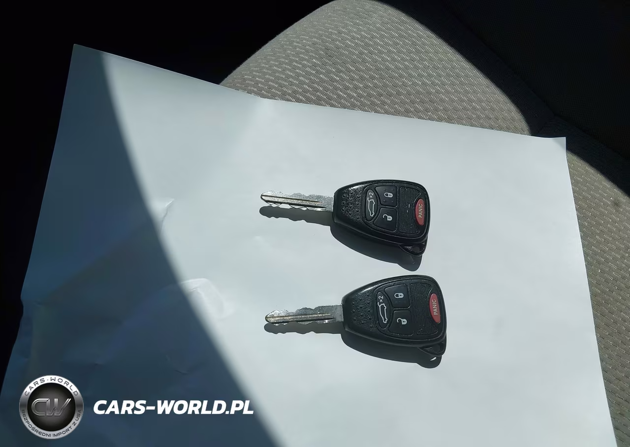 2012 Chrysler 200 Touring VIN:1C3CCBBB5CN154827 - 11