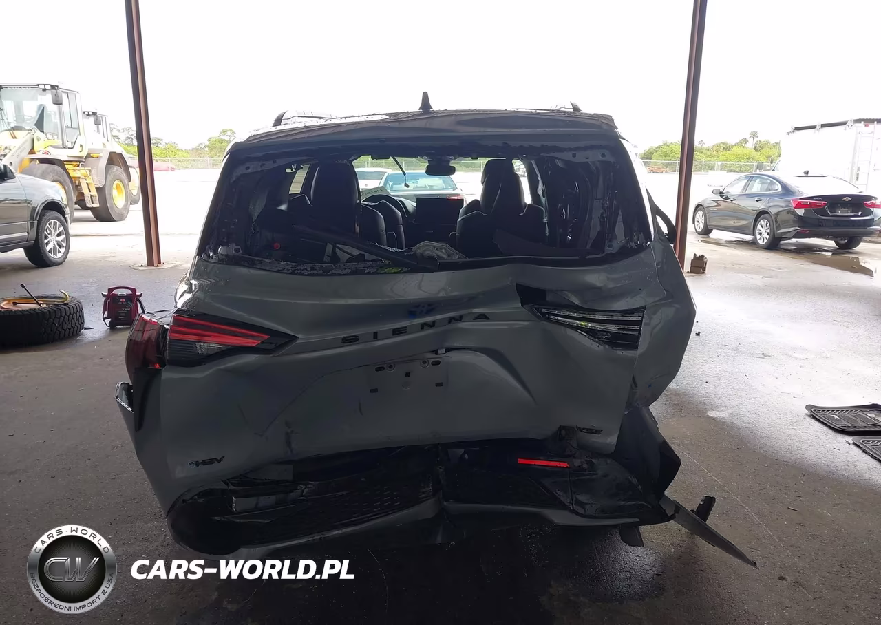 2025 Toyota Sienna Xse VIN:5TDDRKEC5SS256575 - 16