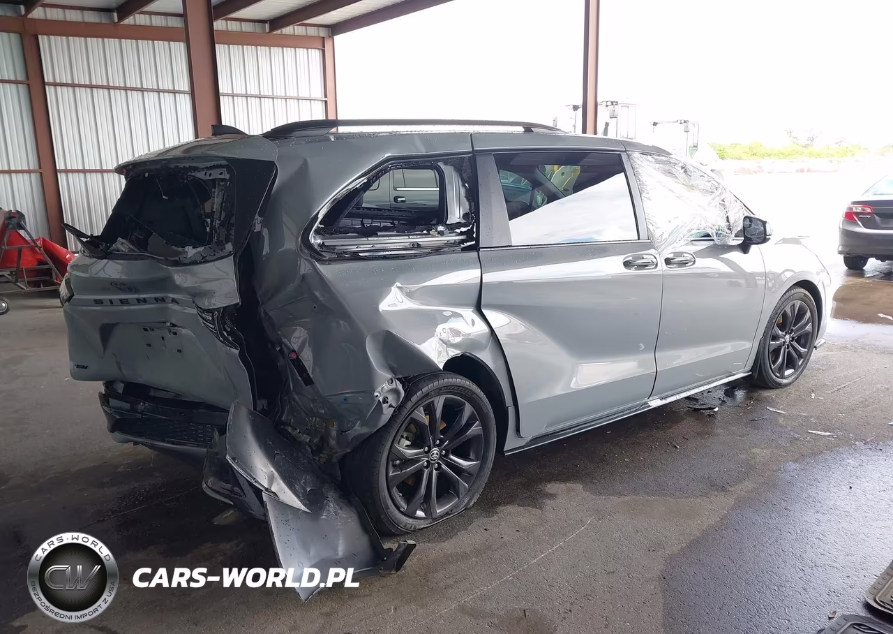 2025 Toyota Sienna Xse VIN:5TDDRKEC5SS256575 - 4