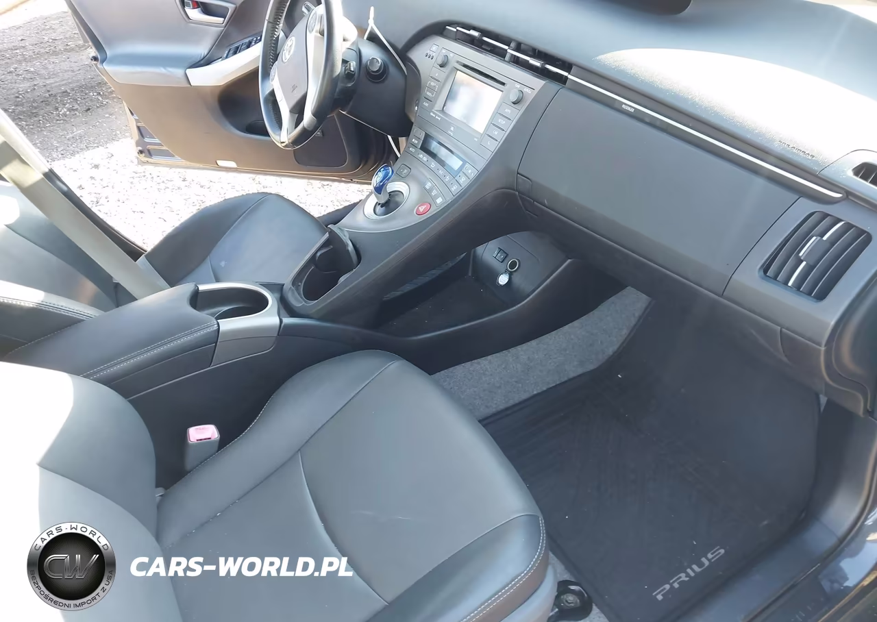 2012 Toyota Prius Five VIN:JTDKN3DU6C1550990 - 5