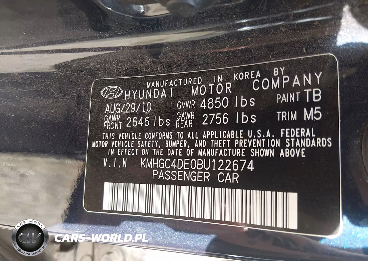 2011 Hyundai Genesis 3.8 VIN:KMHGC4DE0BU122674 - 9