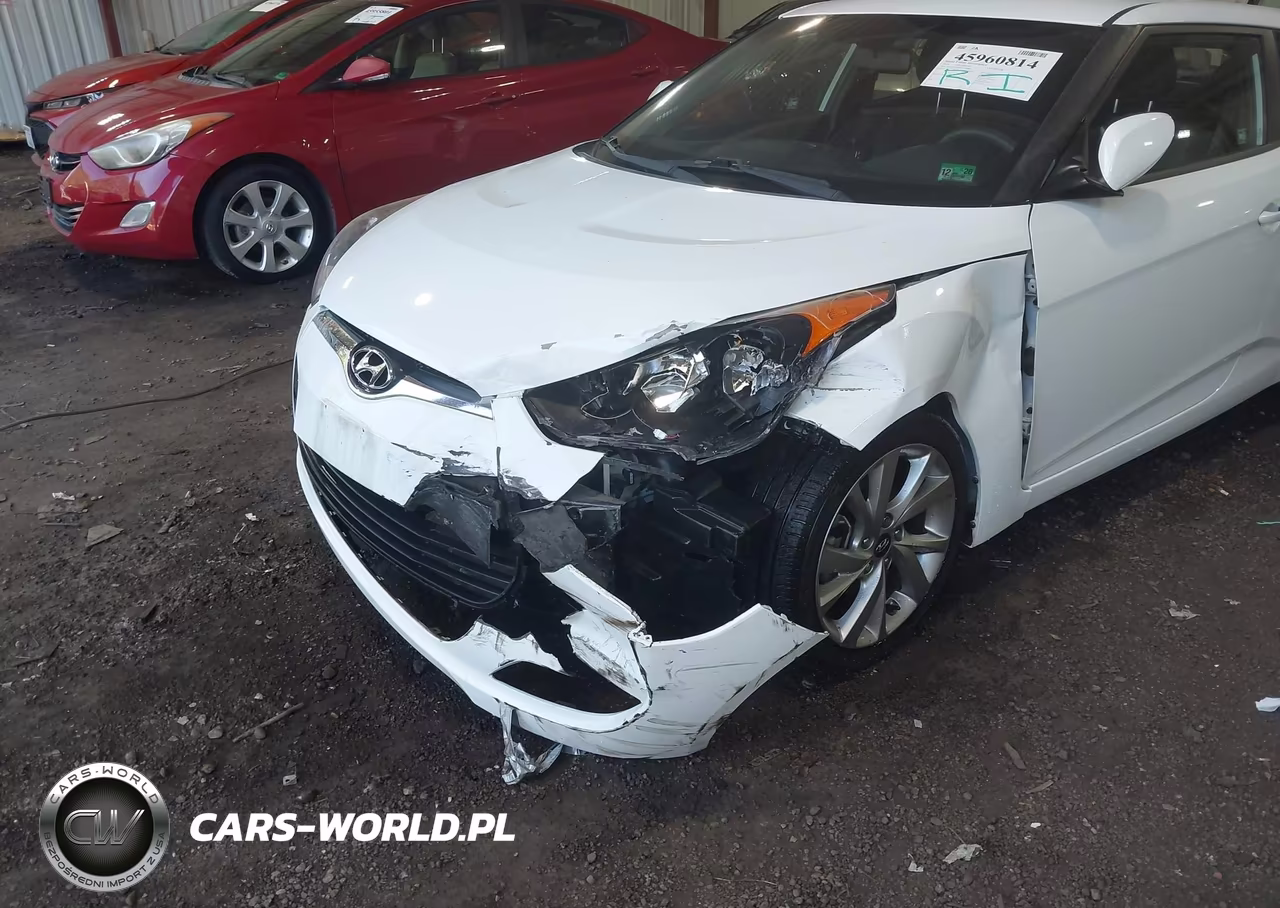 2016 Hyundai Veloster VIN:KMHTC6AD6GU279896 - 6