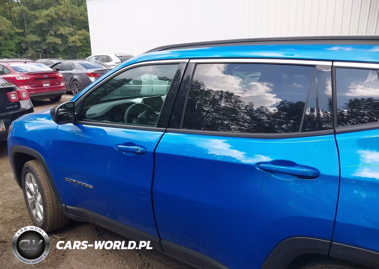 2025 Jeep Compass Latitude 4X4 VIN:3C4NJDBN2ST593885 - 14