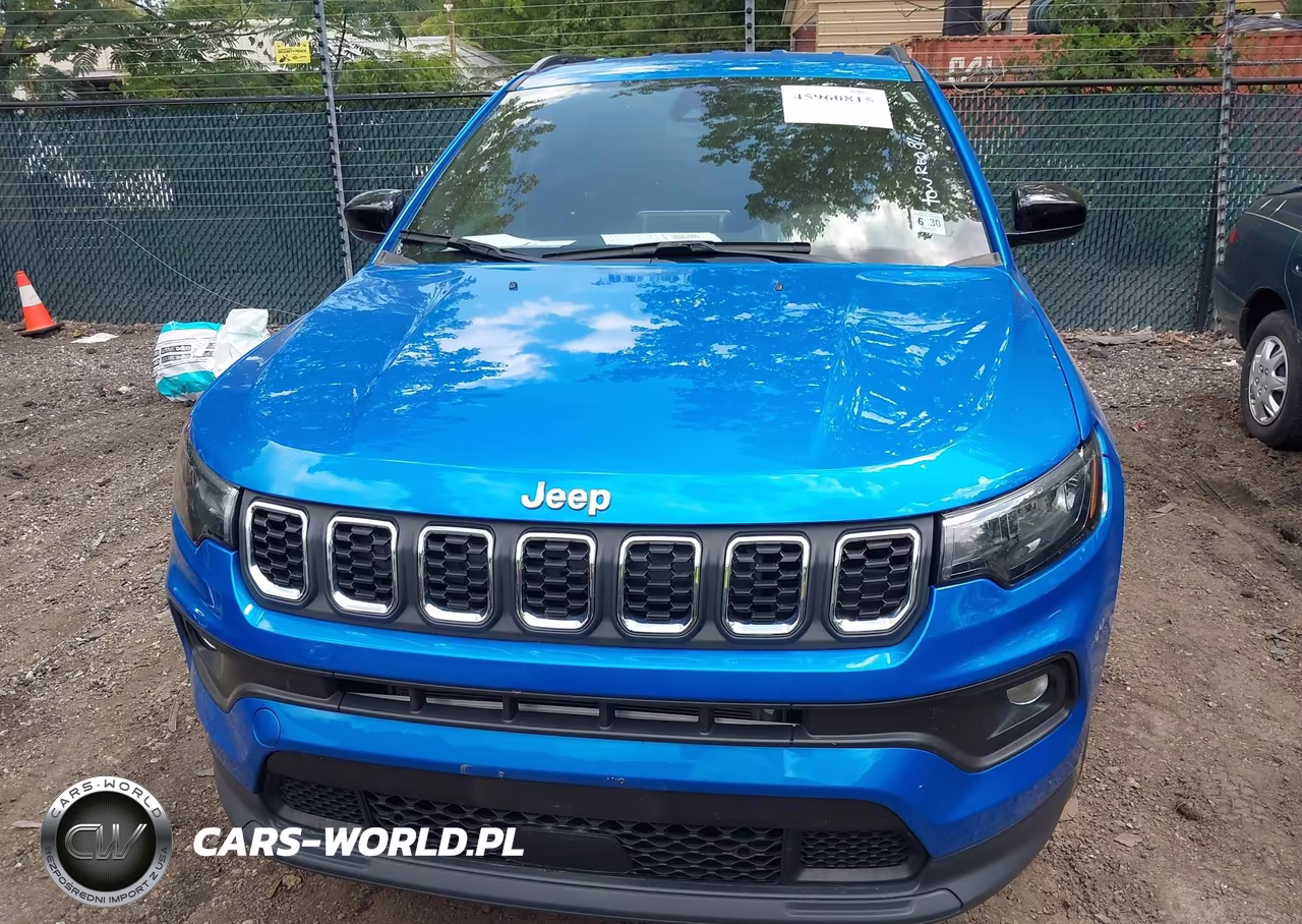 2025 Jeep Compass Latitude 4X4 VIN:3C4NJDBN2ST593885 - 6