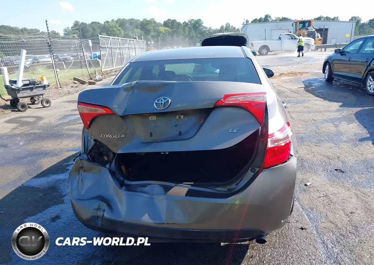 2017 Toyota Corolla Le VIN:5YFBURHE0HP713340 - 16