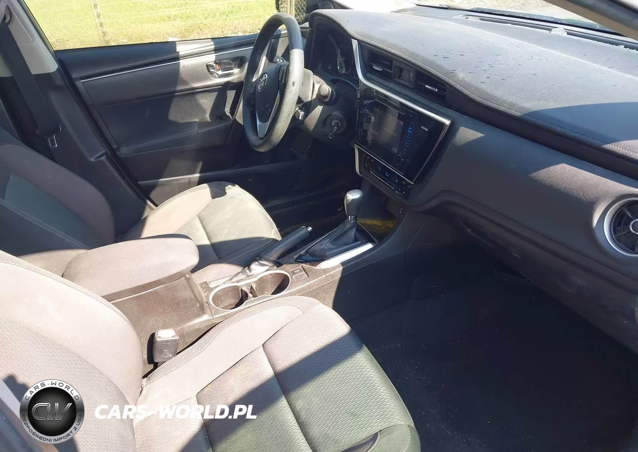 2017 Toyota Corolla Le VIN:5YFBURHE0HP713340 - 5