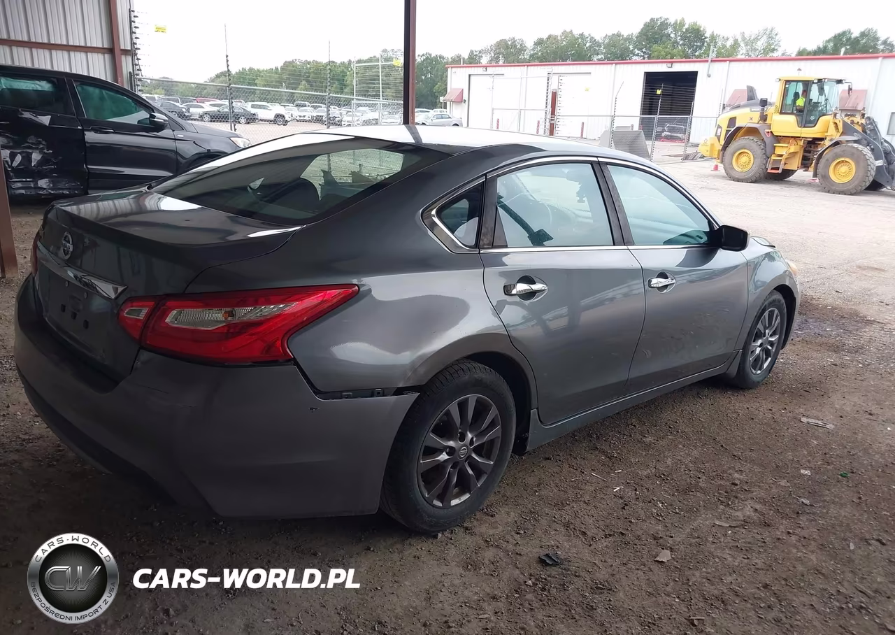2017 Nissan Altima 2.5 S VIN:1N4AL3APXHN308743 - 4