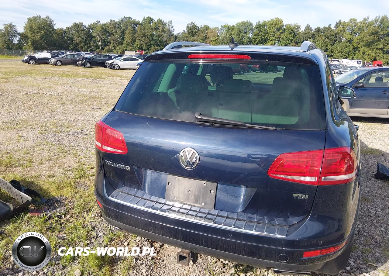 2014 Volkswagen Touareg Tdi Executive VIN:WVGEP9BP4ED011465 - 17