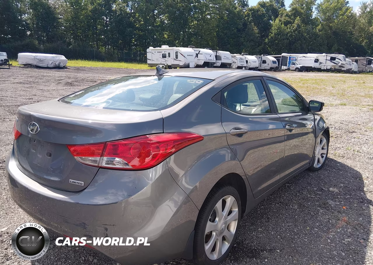 2013 Hyundai Elantra Limited VIN:5NPDH4AE1DH336566 - 4
