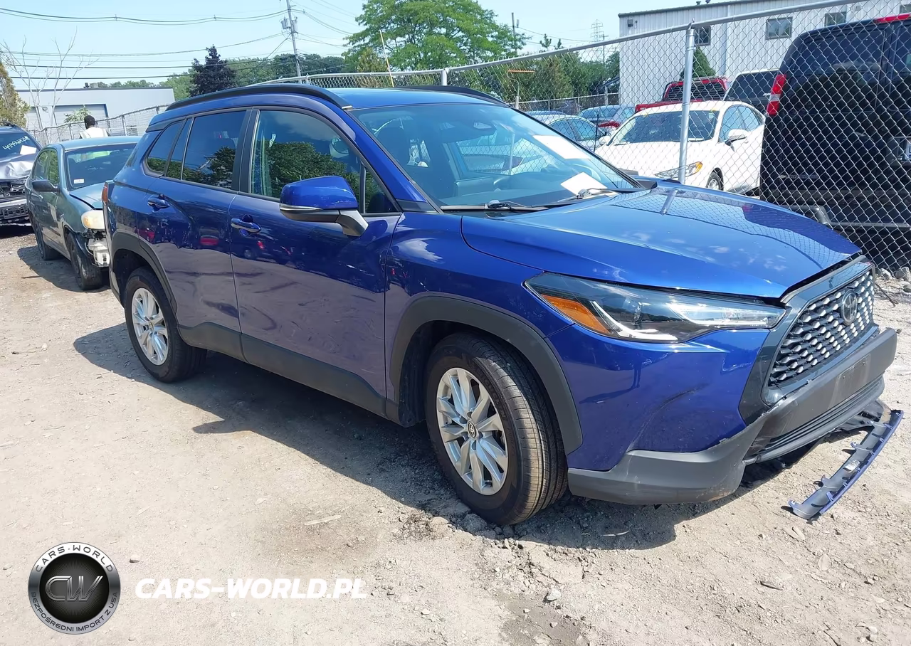 2024 Toyota Corolla Cross Le – zdjęcie 1 z 17