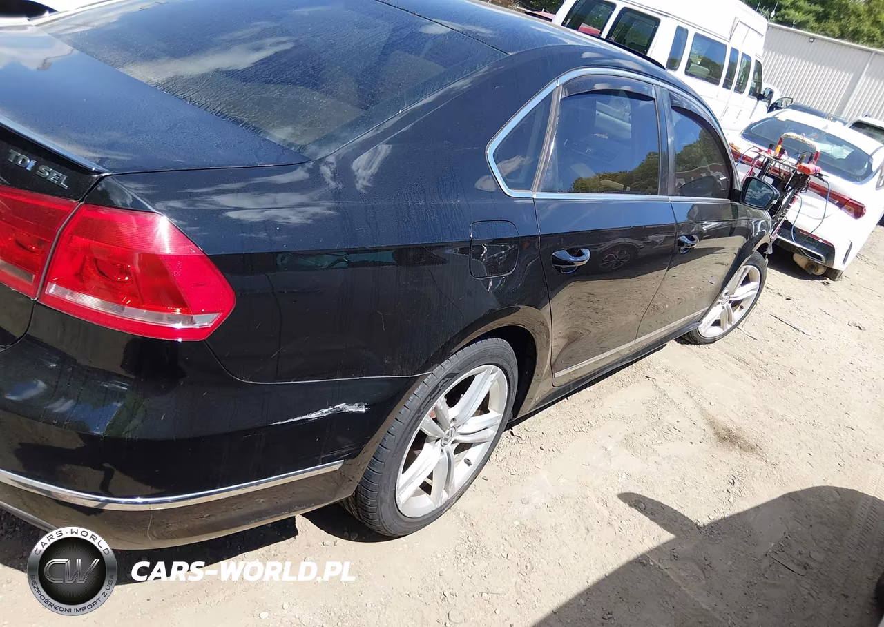 2013 Volkswagen Passat 2.0L Tdi Sel Premium VIN:1VWCN7A32DC136891 - 4