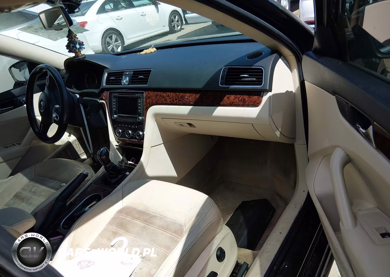 2013 Volkswagen Passat 2.0L Tdi Sel Premium VIN:1VWCN7A32DC136891 - 5