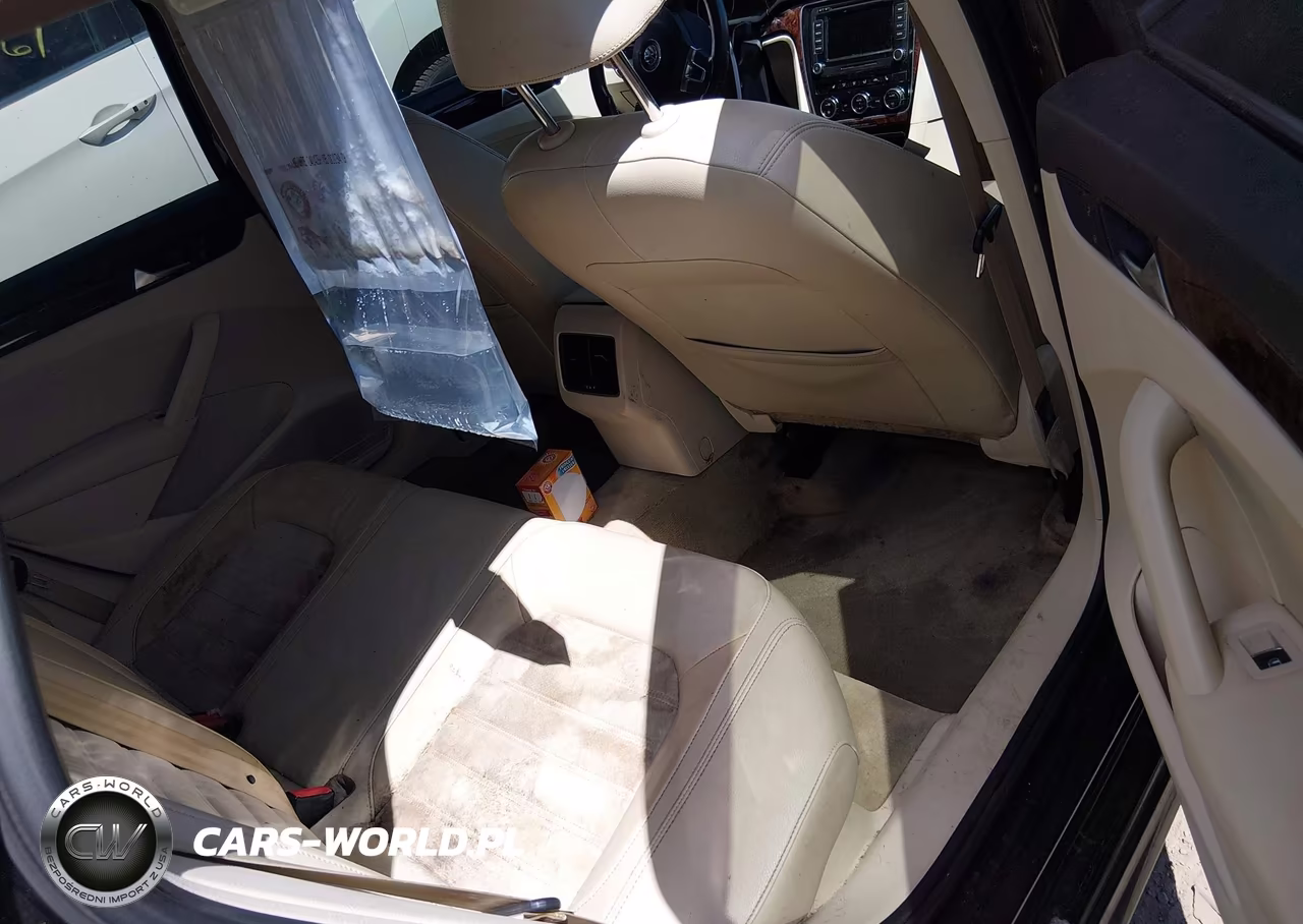 2013 Volkswagen Passat 2.0L Tdi Sel Premium VIN:1VWCN7A32DC136891 - 8