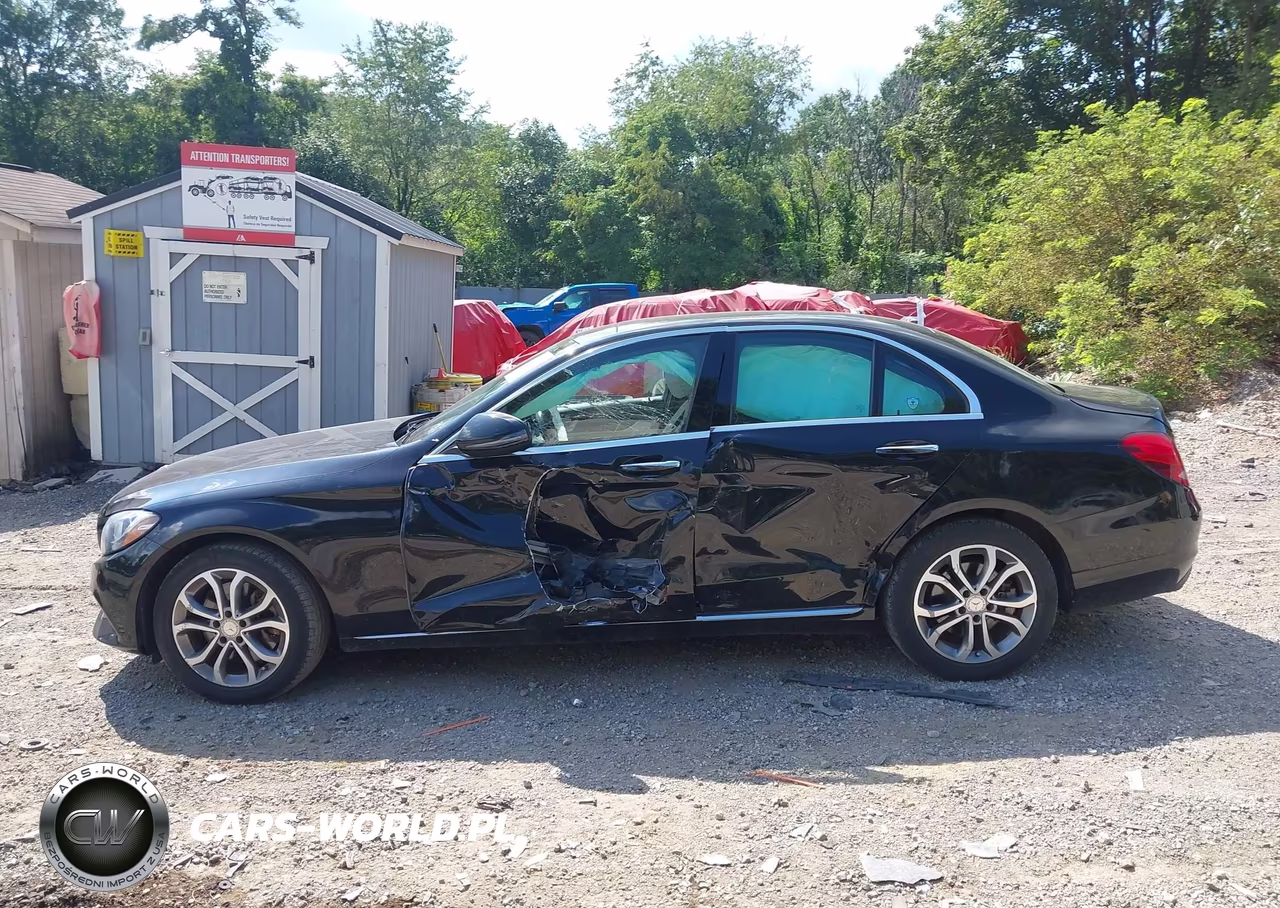 2016 Mercedes-Benz C 300 4Matic VIN:55SWF4KB4GU157474 - 14
