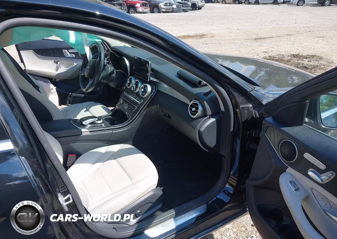 2016 Mercedes-Benz C 300 4Matic VIN:55SWF4KB4GU157474 - 5