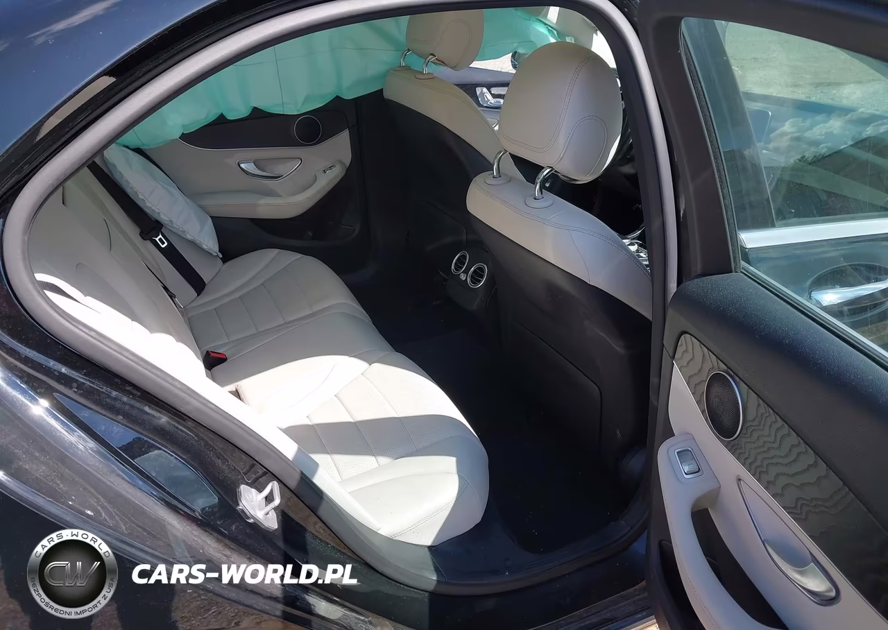 2016 Mercedes-Benz C 300 4Matic VIN:55SWF4KB4GU157474 - 8
