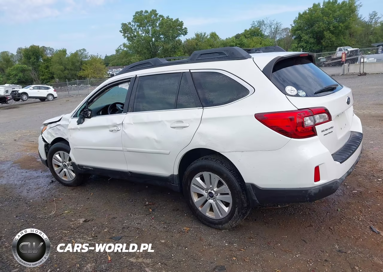 2015 Subaru Outback 2.5I Premium VIN:4S4BSBDC6F3358483 - 14