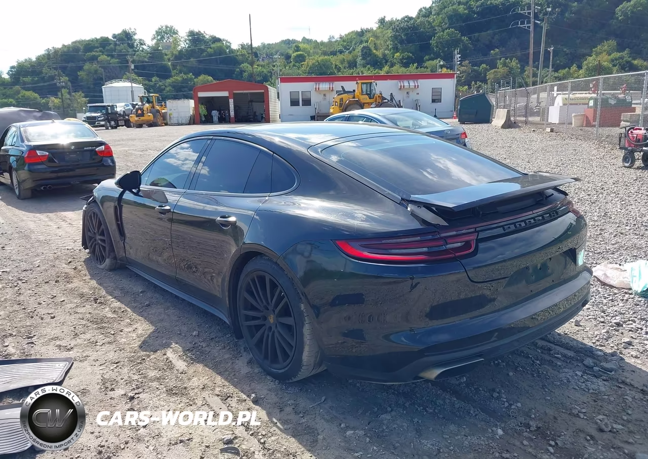 2018 Porsche Panamera 4 VIN:WP0AA2A79JL110036 - 3