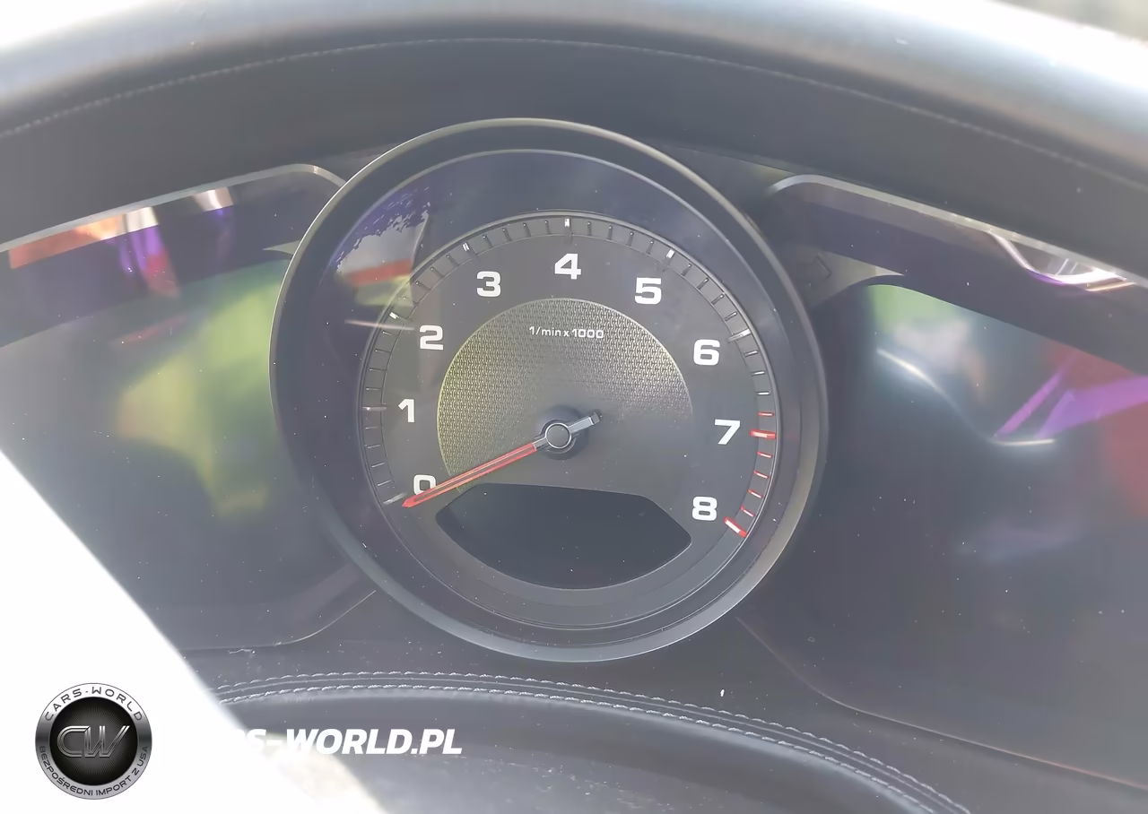 2018 Porsche Panamera 4 VIN:WP0AA2A79JL110036 - 7