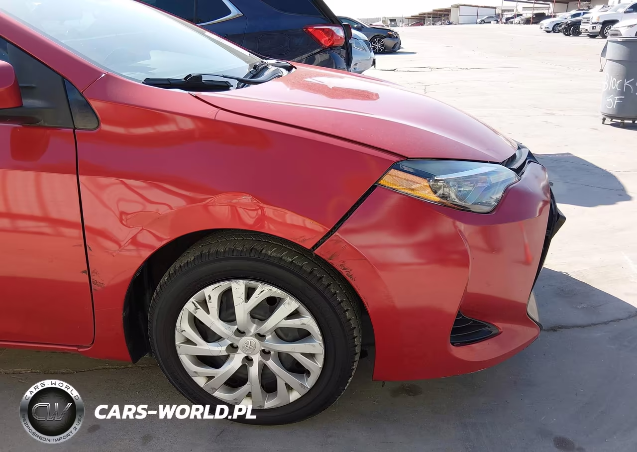 2019 Toyota Corolla Le VIN:5YFBURHE6KP874153 - 18