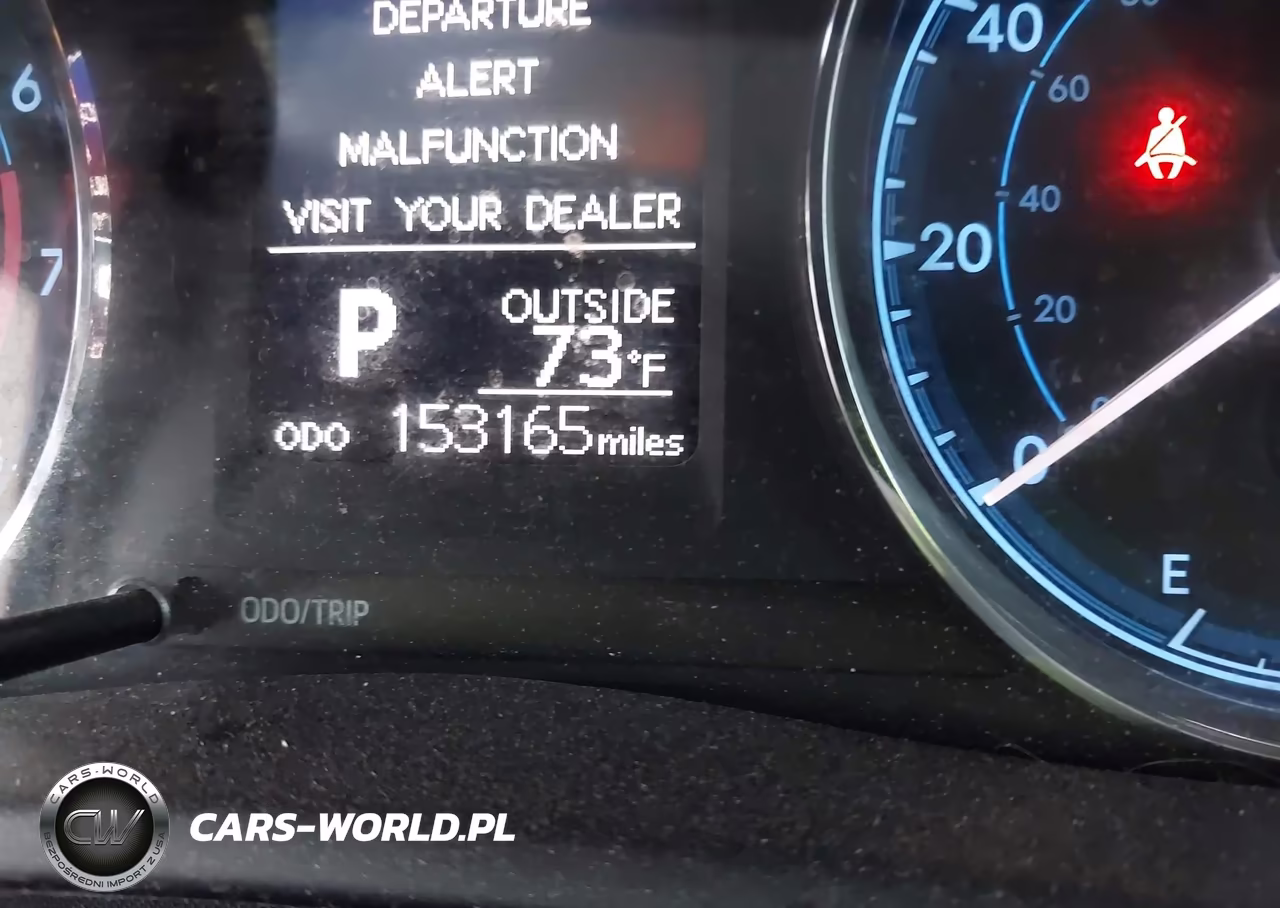 2018 Toyota Corolla L VIN:5YFBURHE3JP852271 - 16