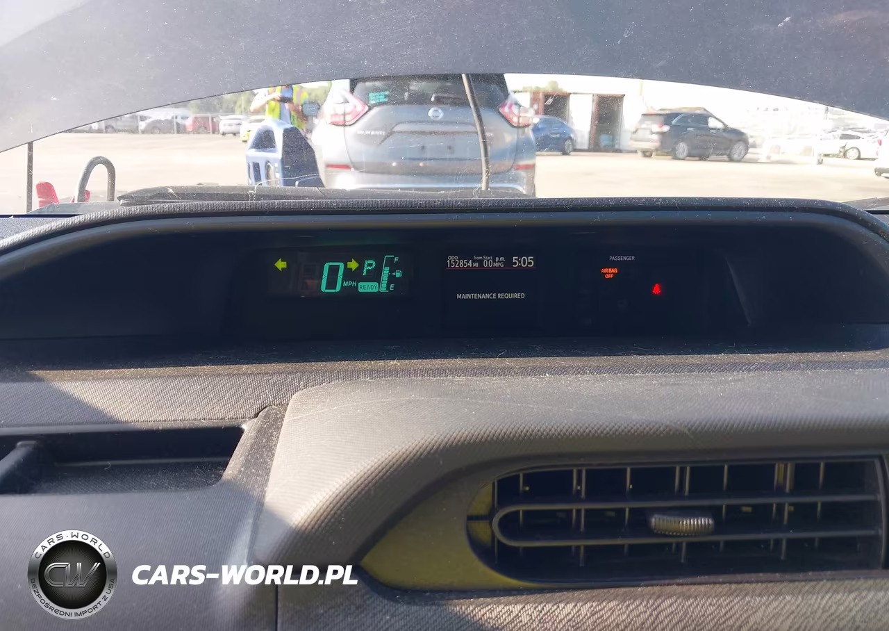 2013 Toyota Prius C One VIN:JTDKDTB30D1553883 - 7