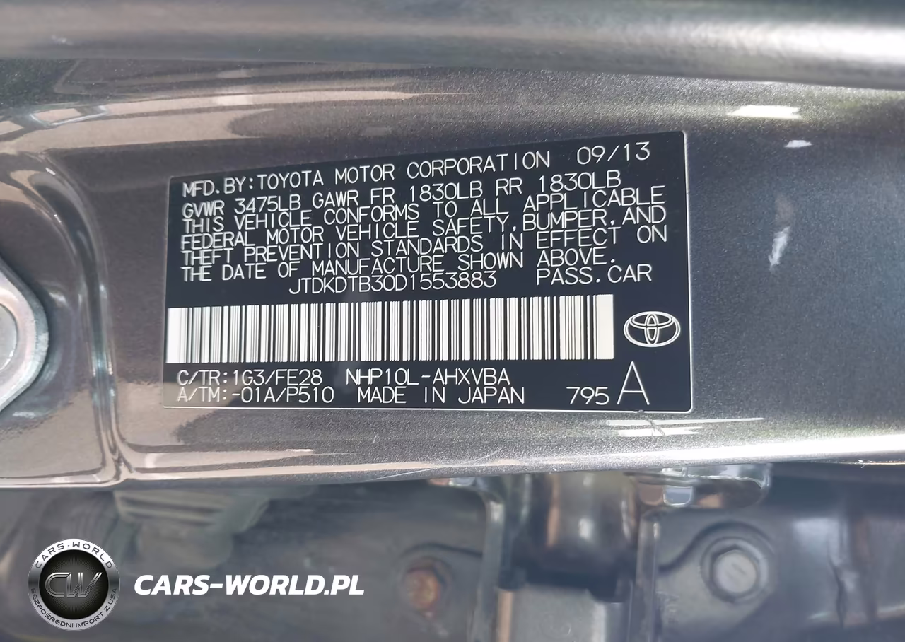 2013 Toyota Prius C One VIN:JTDKDTB30D1553883 - 9