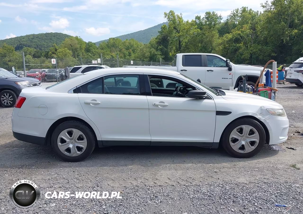 2015 Ford Police Interceptor VIN:1FAHP2MK7FG112063 - 14