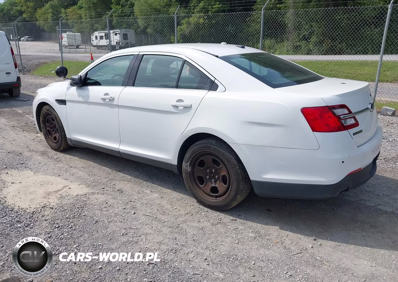 2015 Ford Police Interceptor VIN:1FAHP2MK7FG112063 - 3