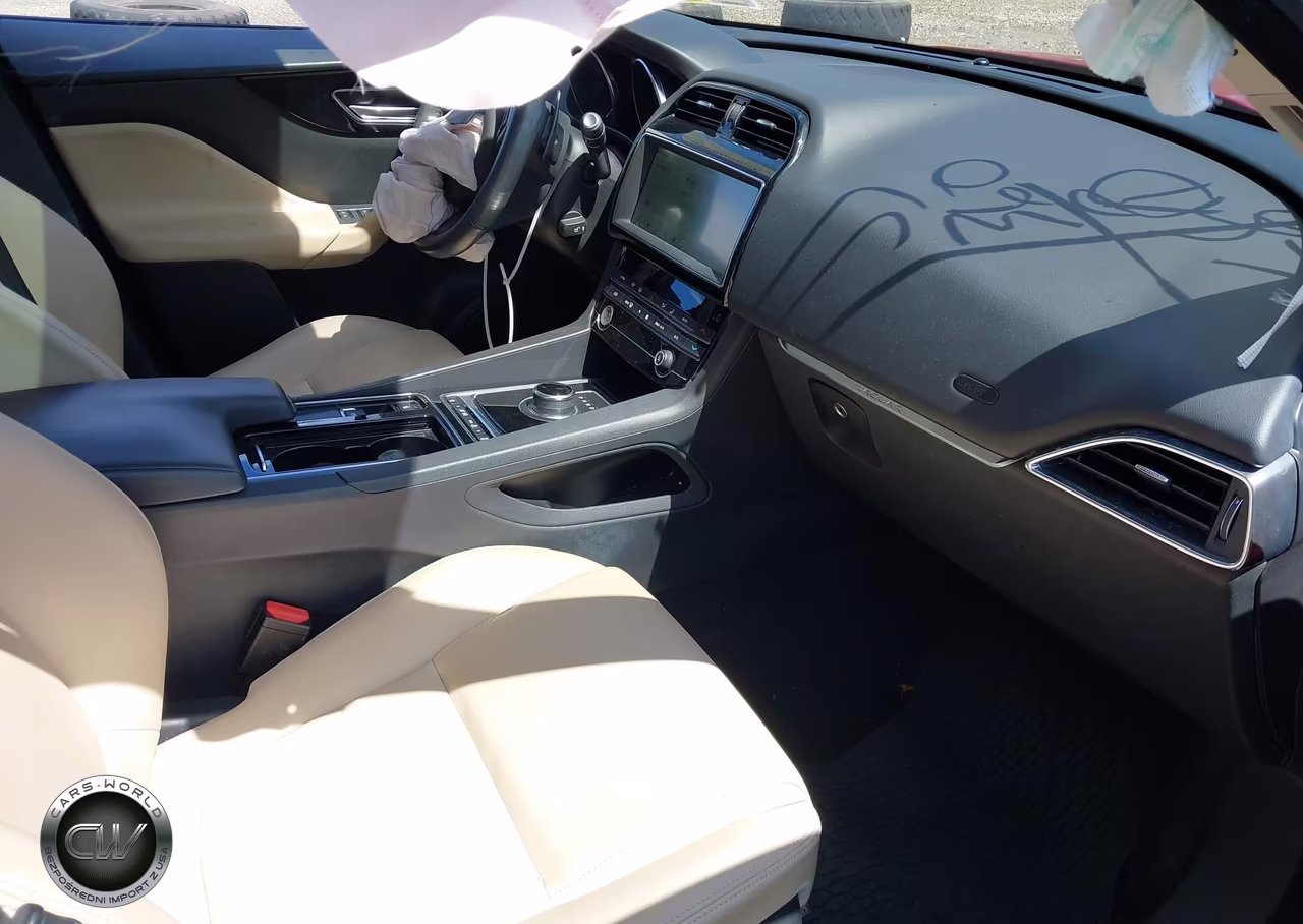 2020 Jaguar F-Pace Premium P250 Awd Automatic VIN:SADCJ2FX7LA630191 - 5
