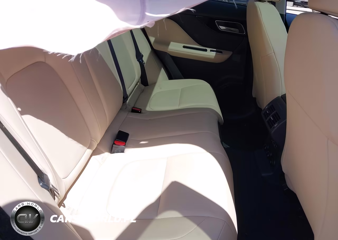 2020 Jaguar F-Pace Premium P250 Awd Automatic VIN:SADCJ2FX7LA630191 - 8