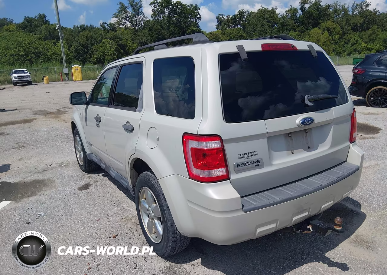 2008 Ford Escape Xlt VIN:1FMCU03148KC82211 - 3